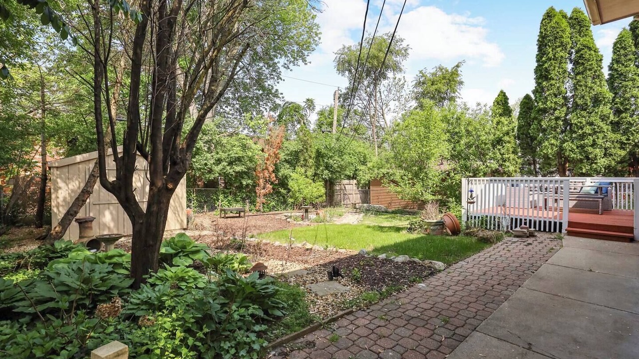 Photo of Patio Balcony in Clarendon Hills