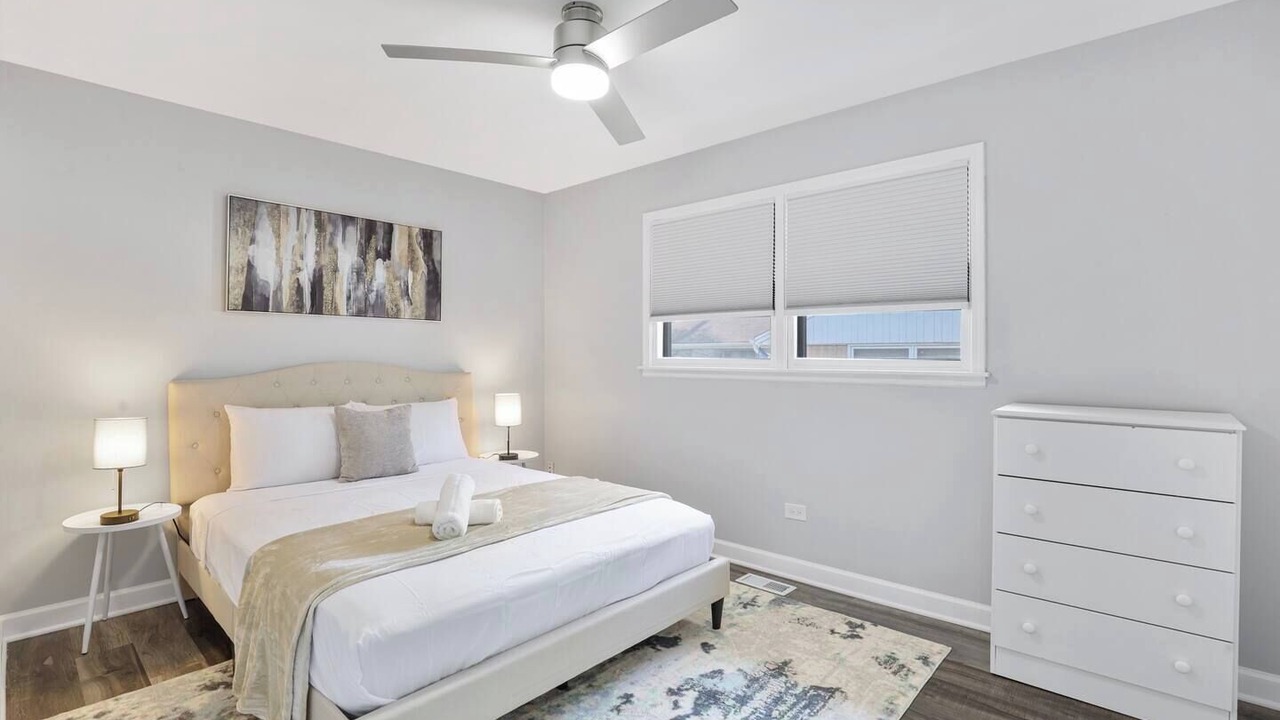 Photo of Bedroom in Clarendon Hills