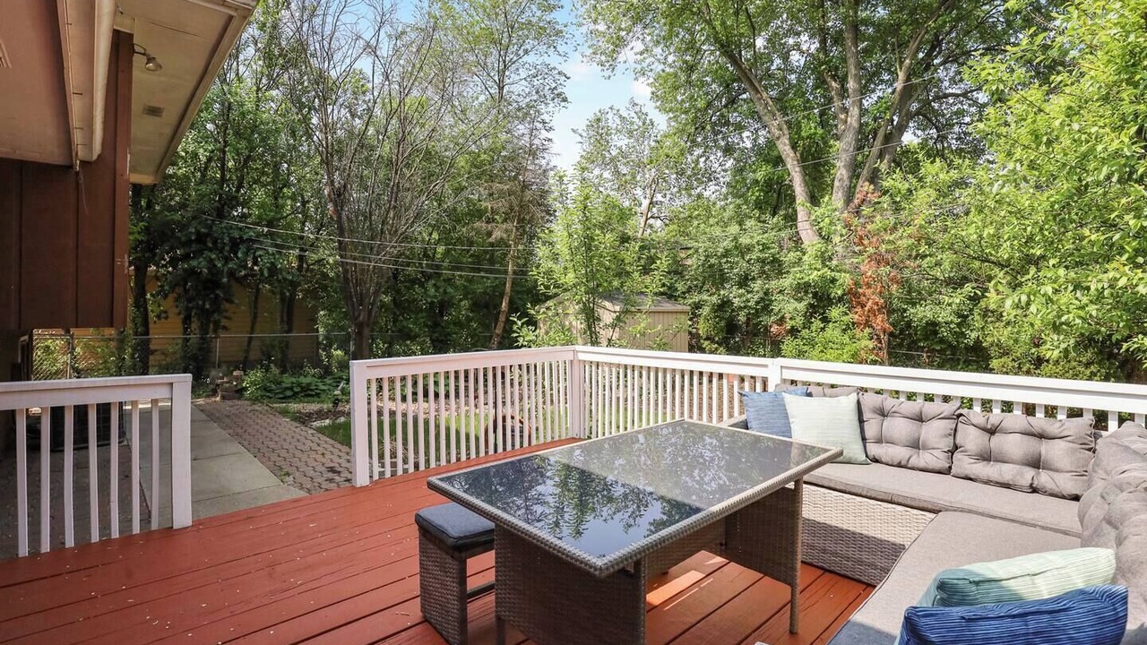 Photo of Outdoor in Clarendon Hills