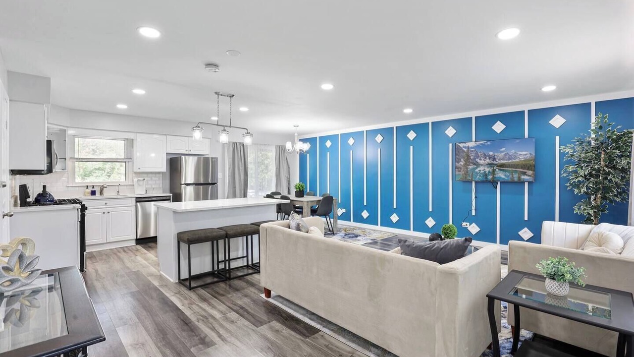 Photo of Livingroom in Clarendon Hills