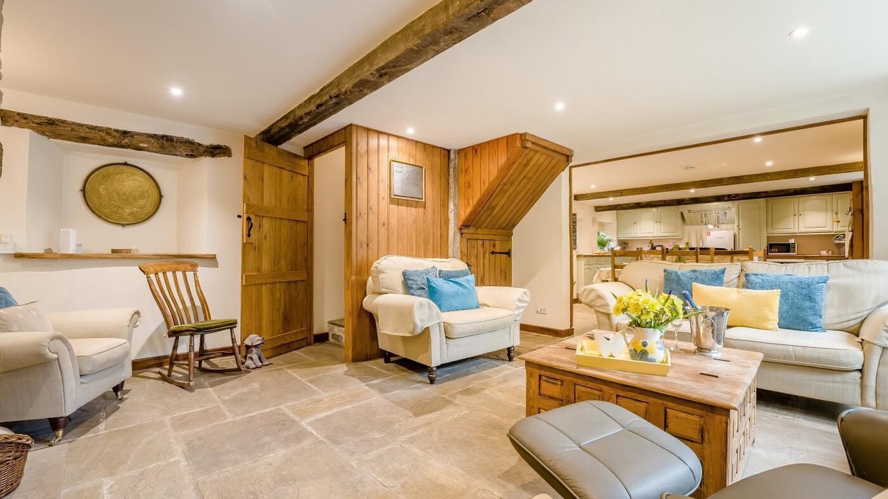 Photo of Livingroom in Elkstone