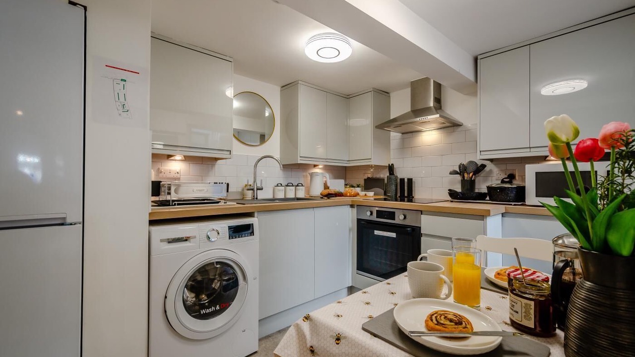 Photo of Kitchen in Warwick Town Centre