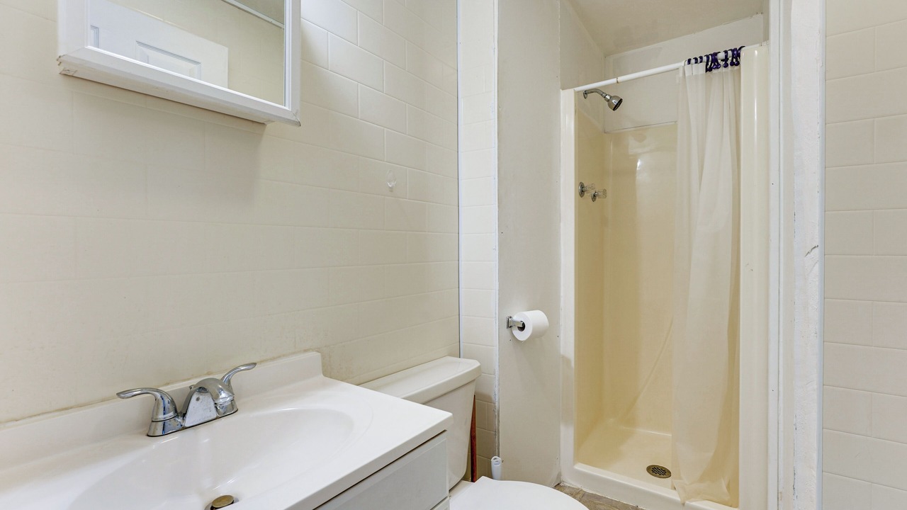 Photo of Bathroom in Irons