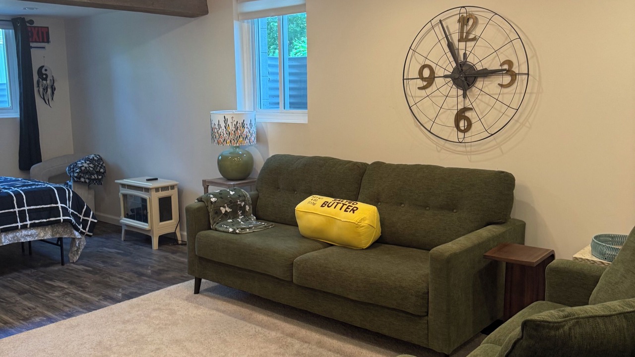Photo of Livingroom in Belleville