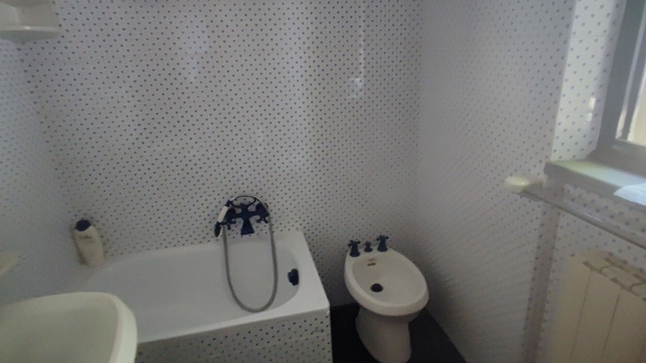 Photo of Bathroom in Colonnata