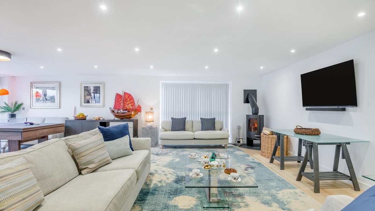 Photo of Livingroom in Pershore