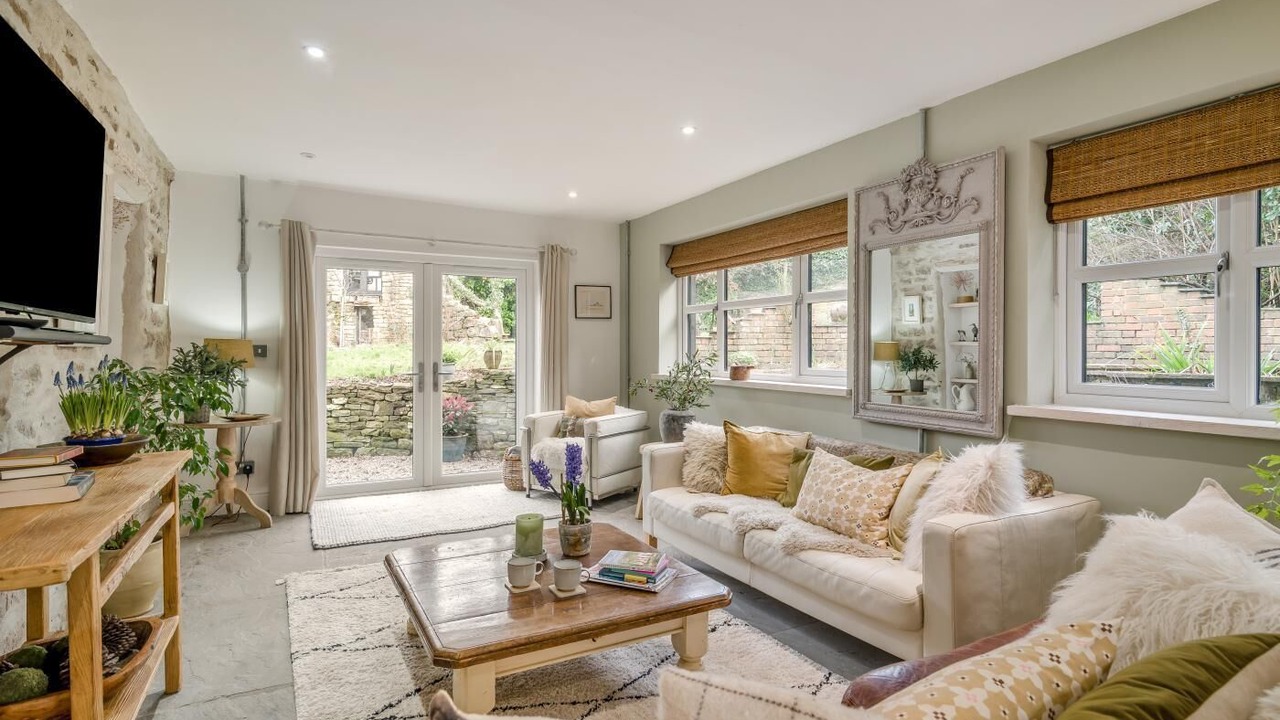 Photo of Livingroom in Coleford