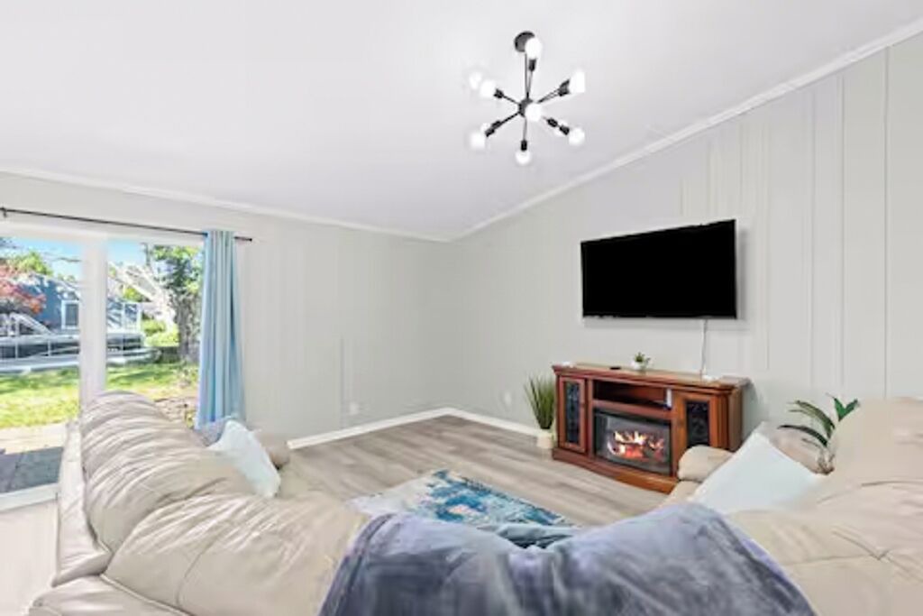 Photo of Livingroom in Waterford