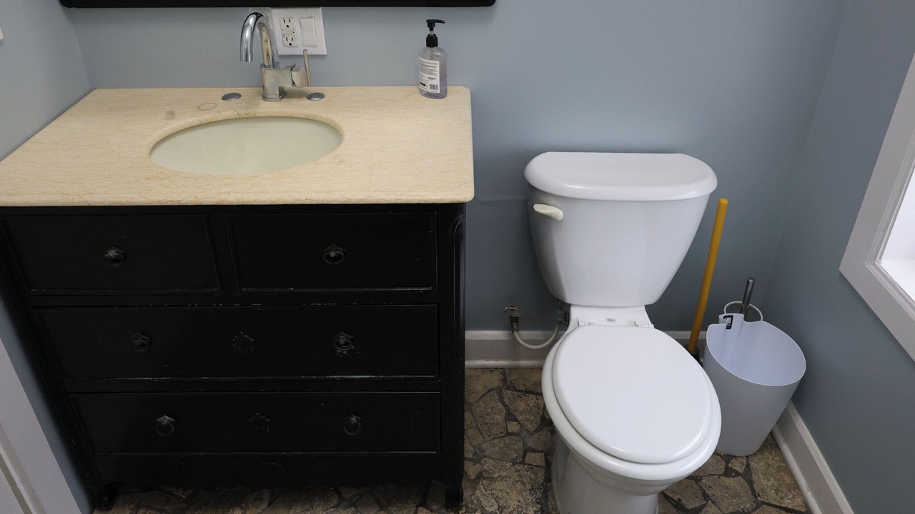 Photo of Bathroom in Woodlawn