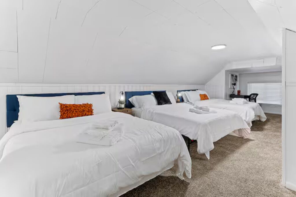 Photo of Bedroom in Lincoln Park