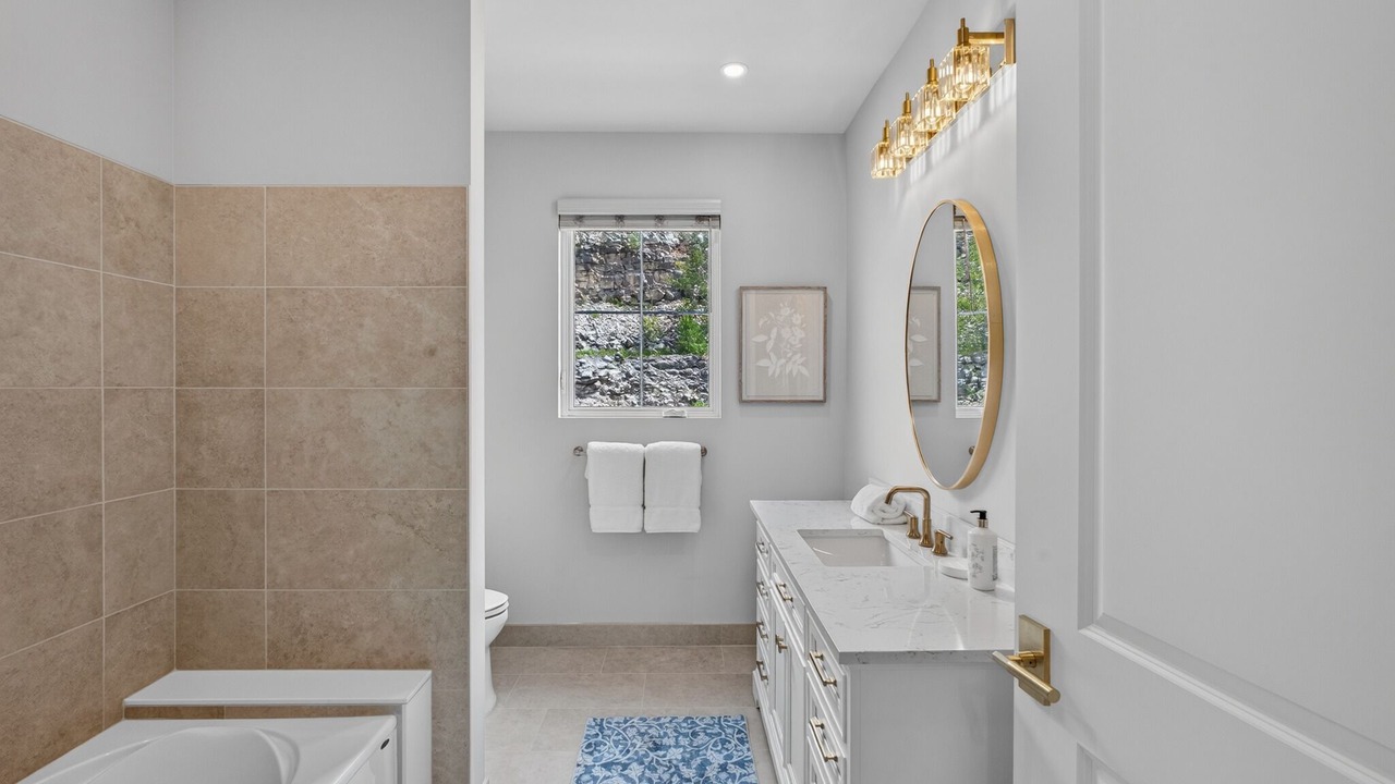 Photo of Bathroom in Bay Harbor