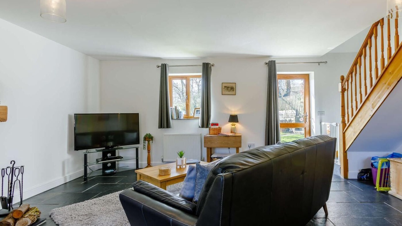 Photo of Livingroom in Whitecroft