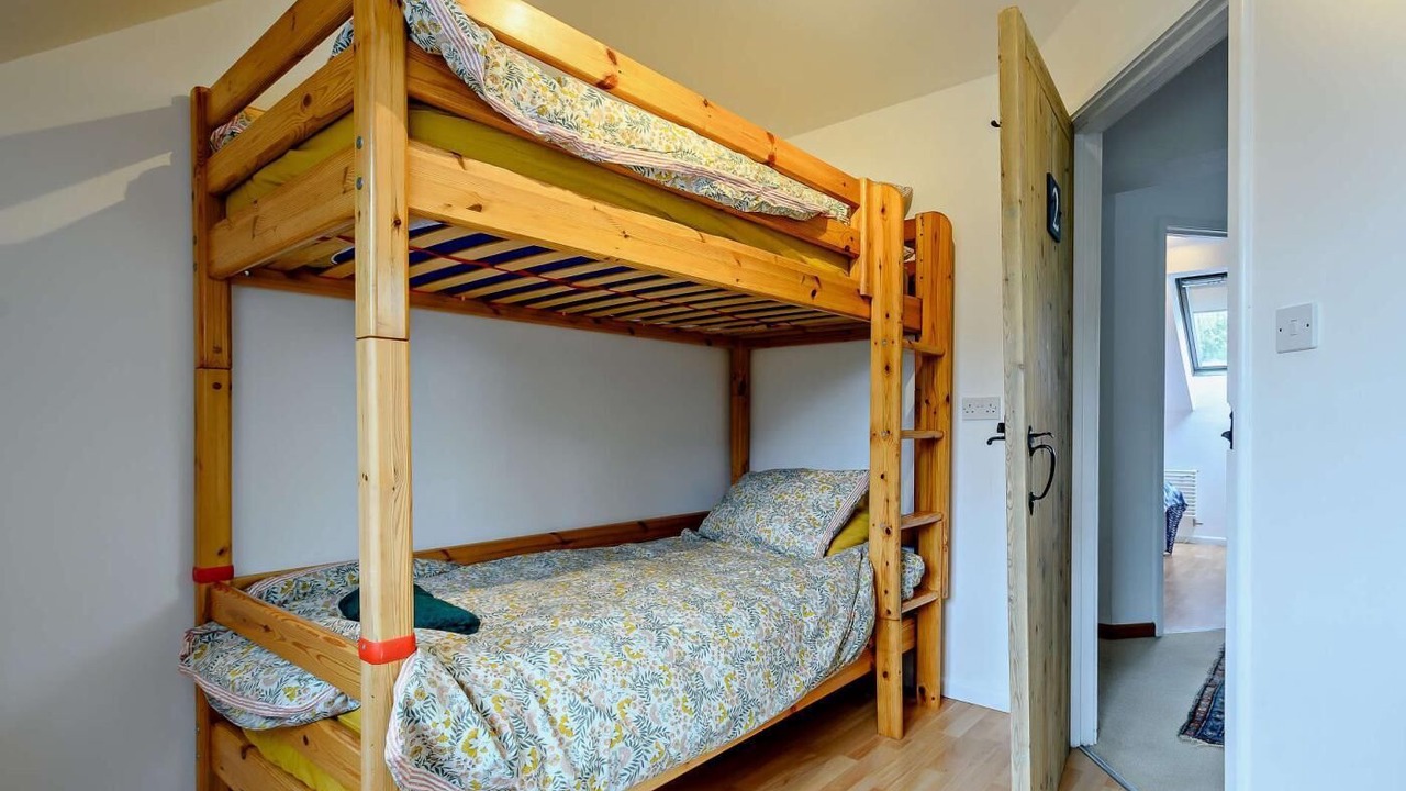 Photo of Bedroom in Lechlade