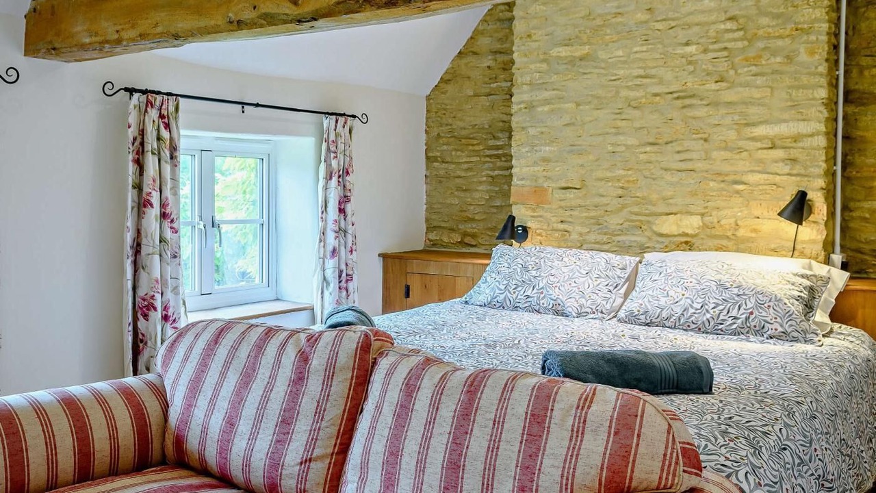 Photo of Bedroom in Lechlade