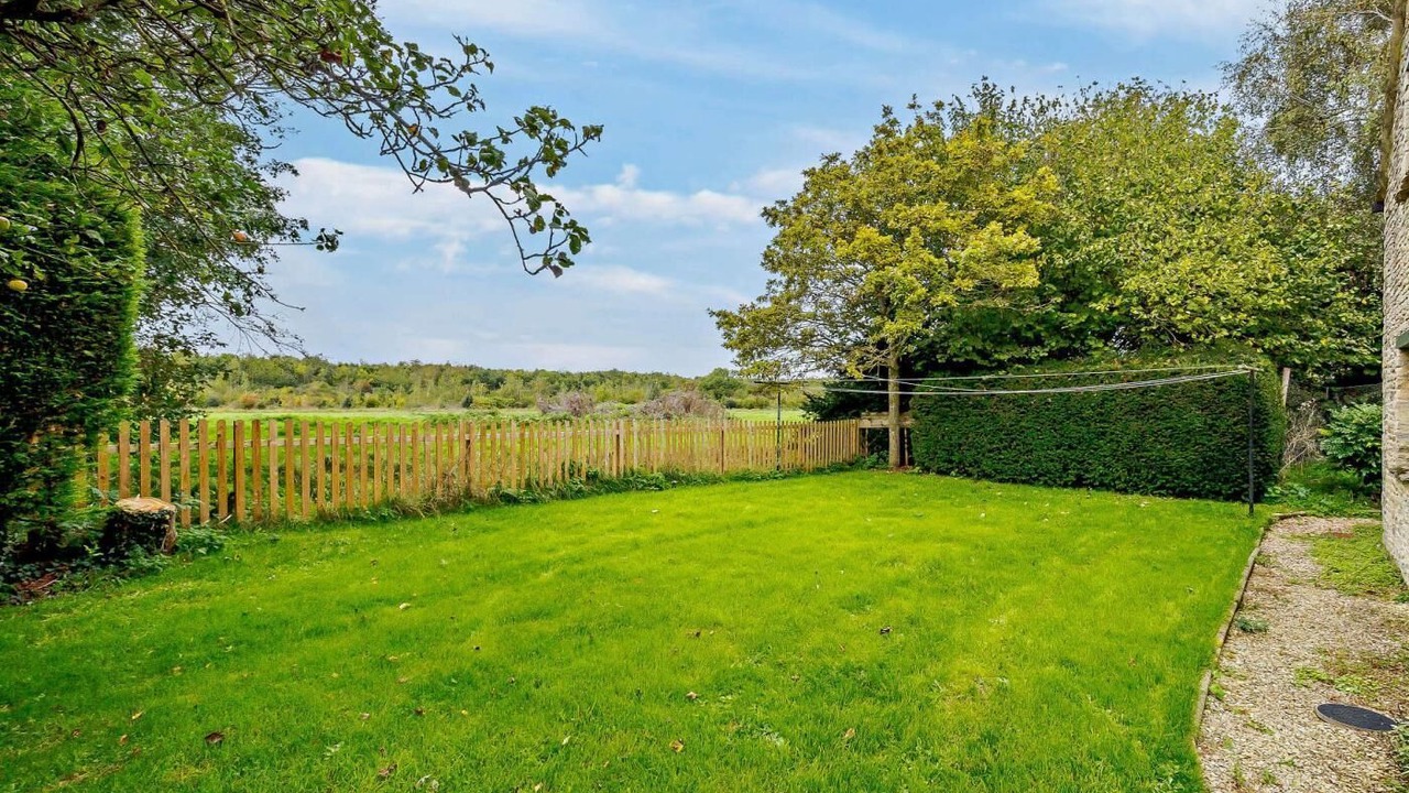 Photo of Outdoor in Lechlade
