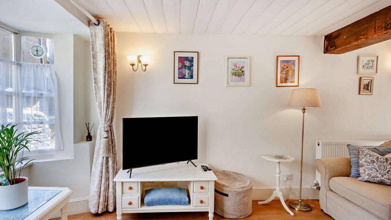 Photo of Livingroom in Bradford-on-Avon