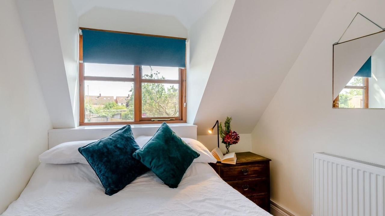 Photo of Bedroom in Tiddington