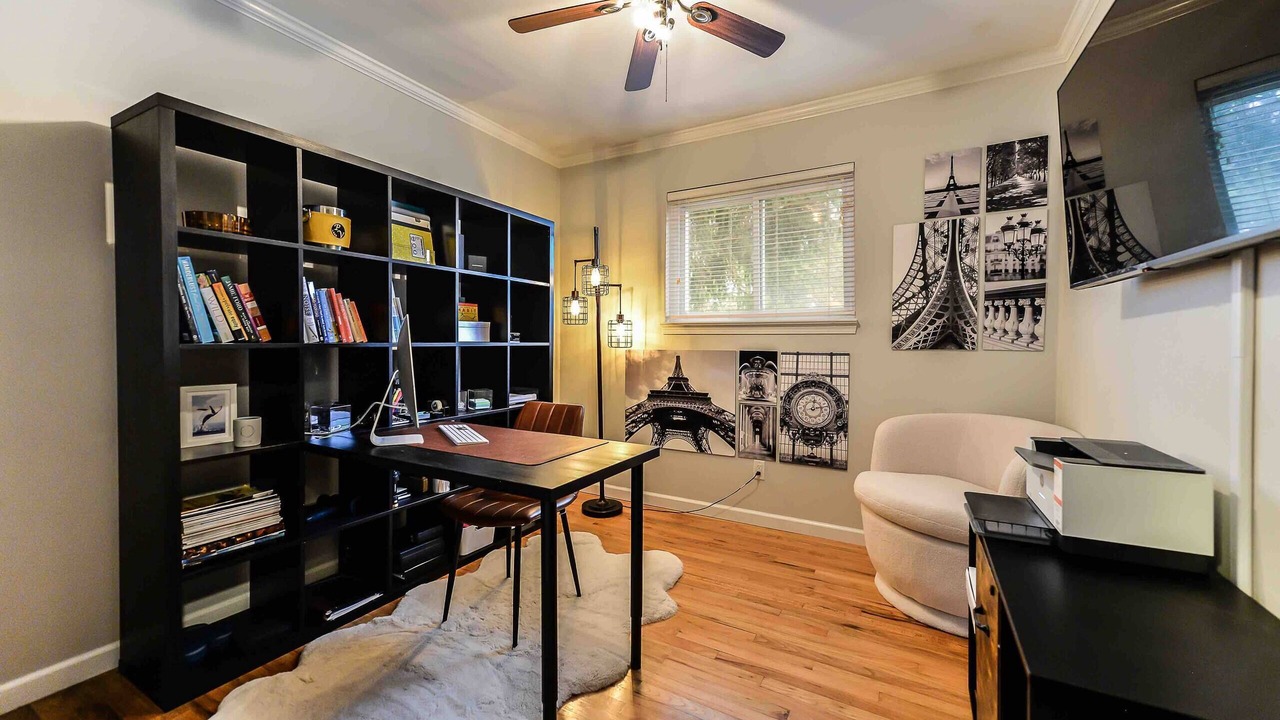 Photo of Livingroom in Milford