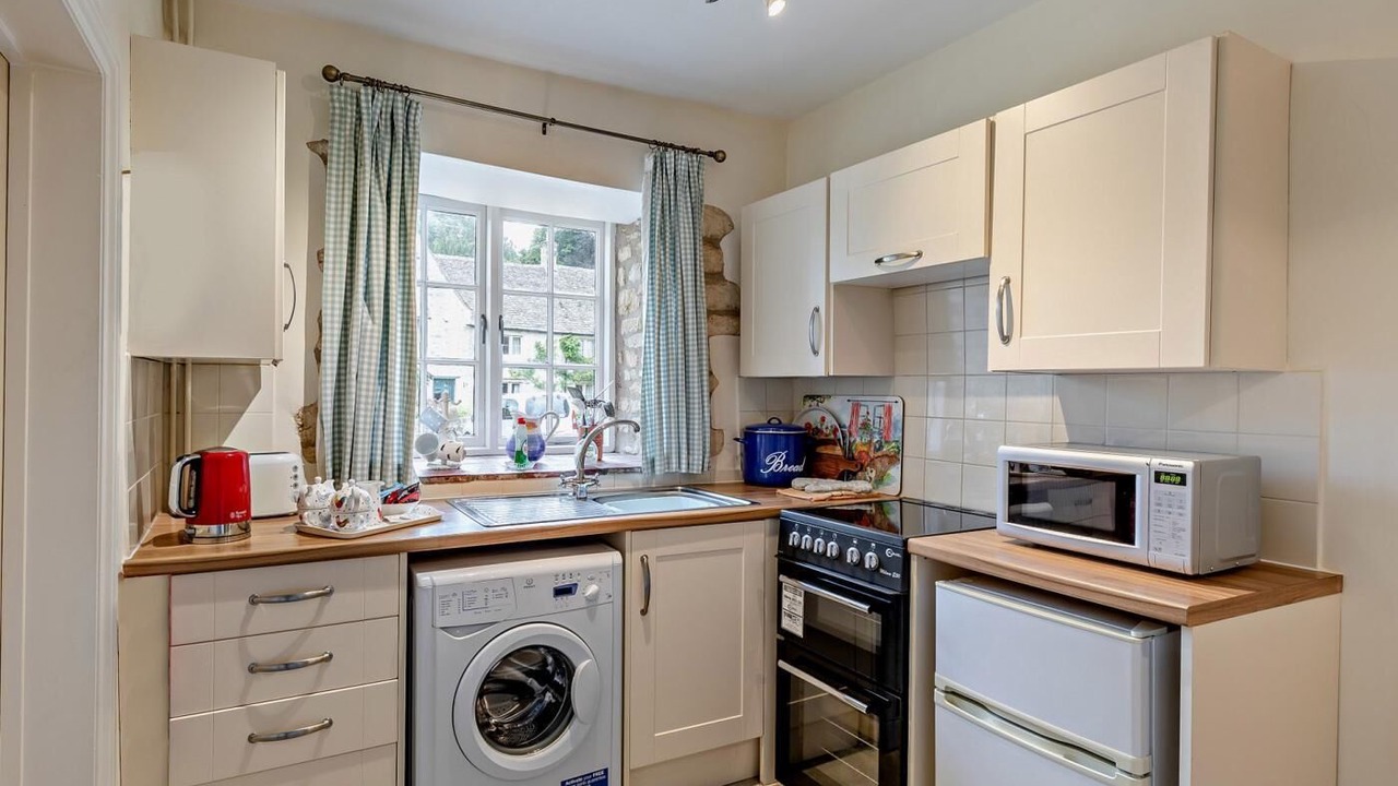 Photo of Kitchen in Rendcomb