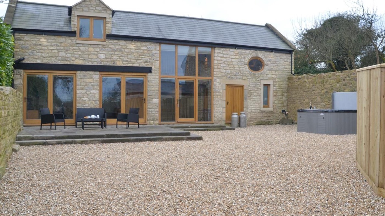 Photo of Others in Farmborough