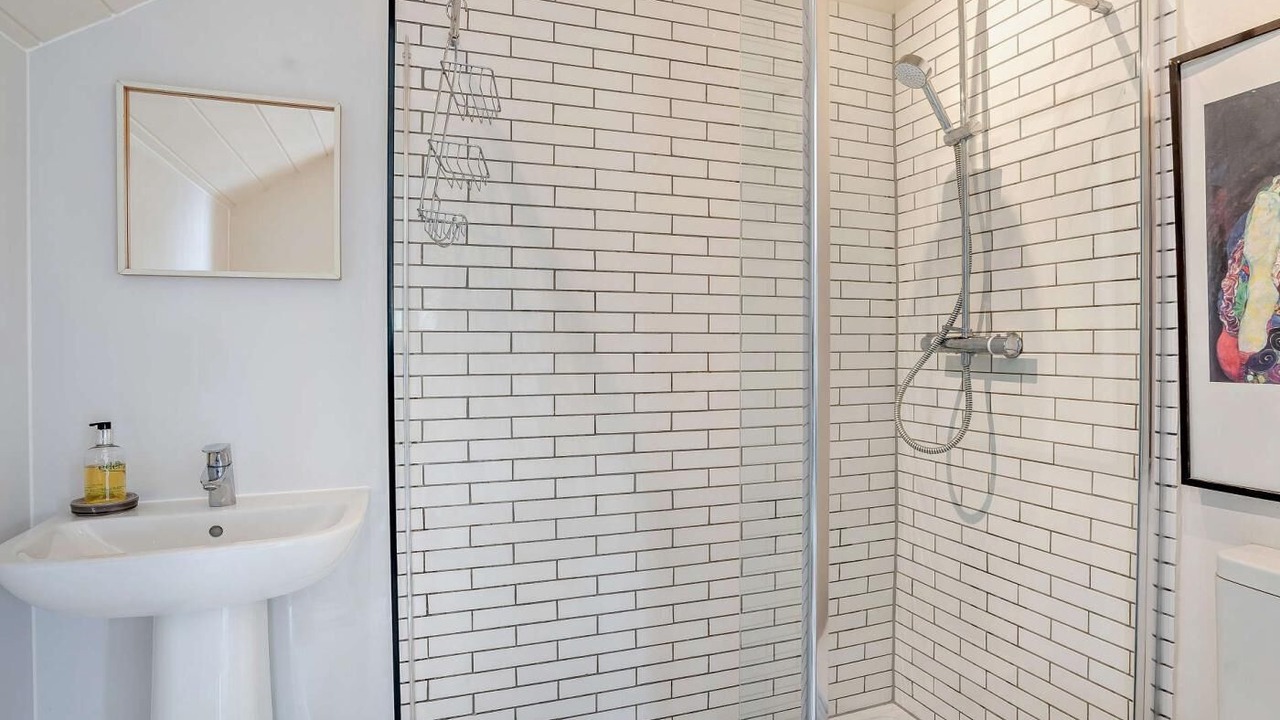 Photo of Bathroom in Chepstow