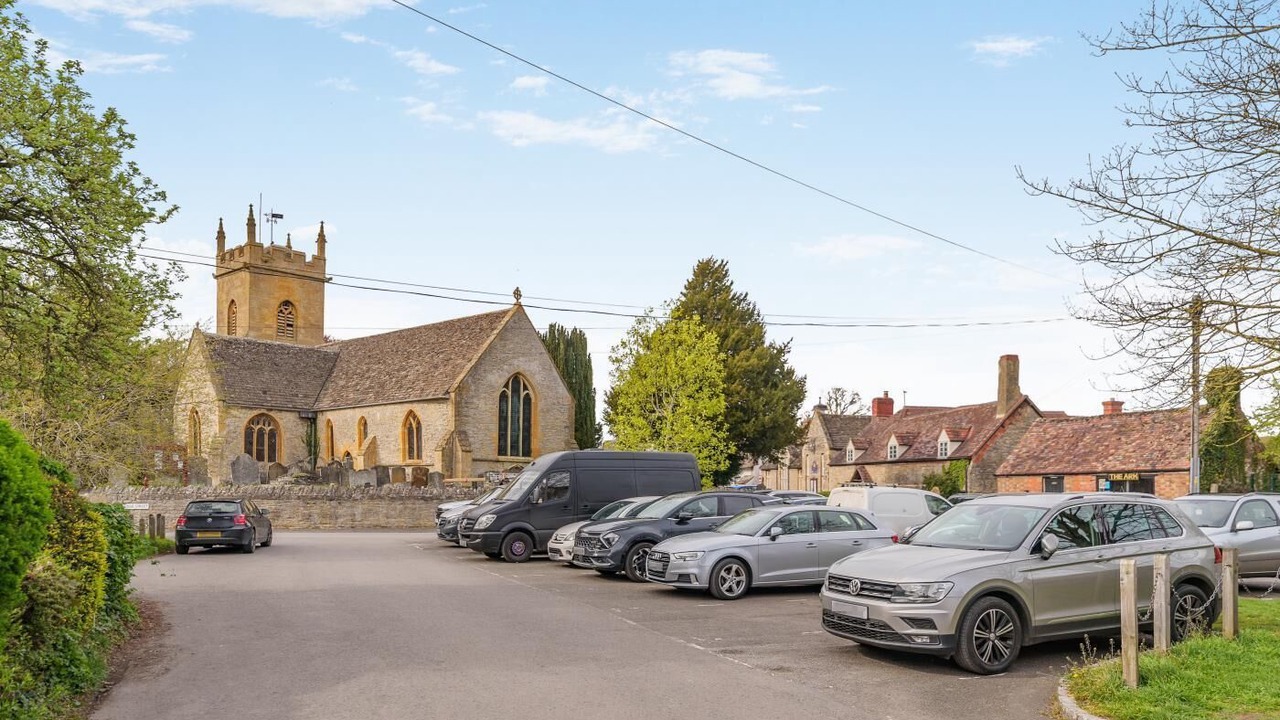 Photo of Others in Bretforton