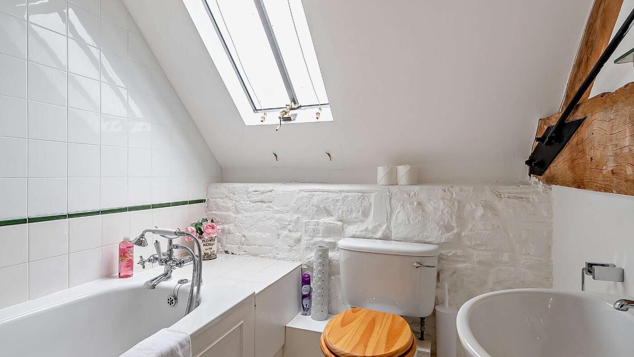 Photo of Bathroom in Ettington