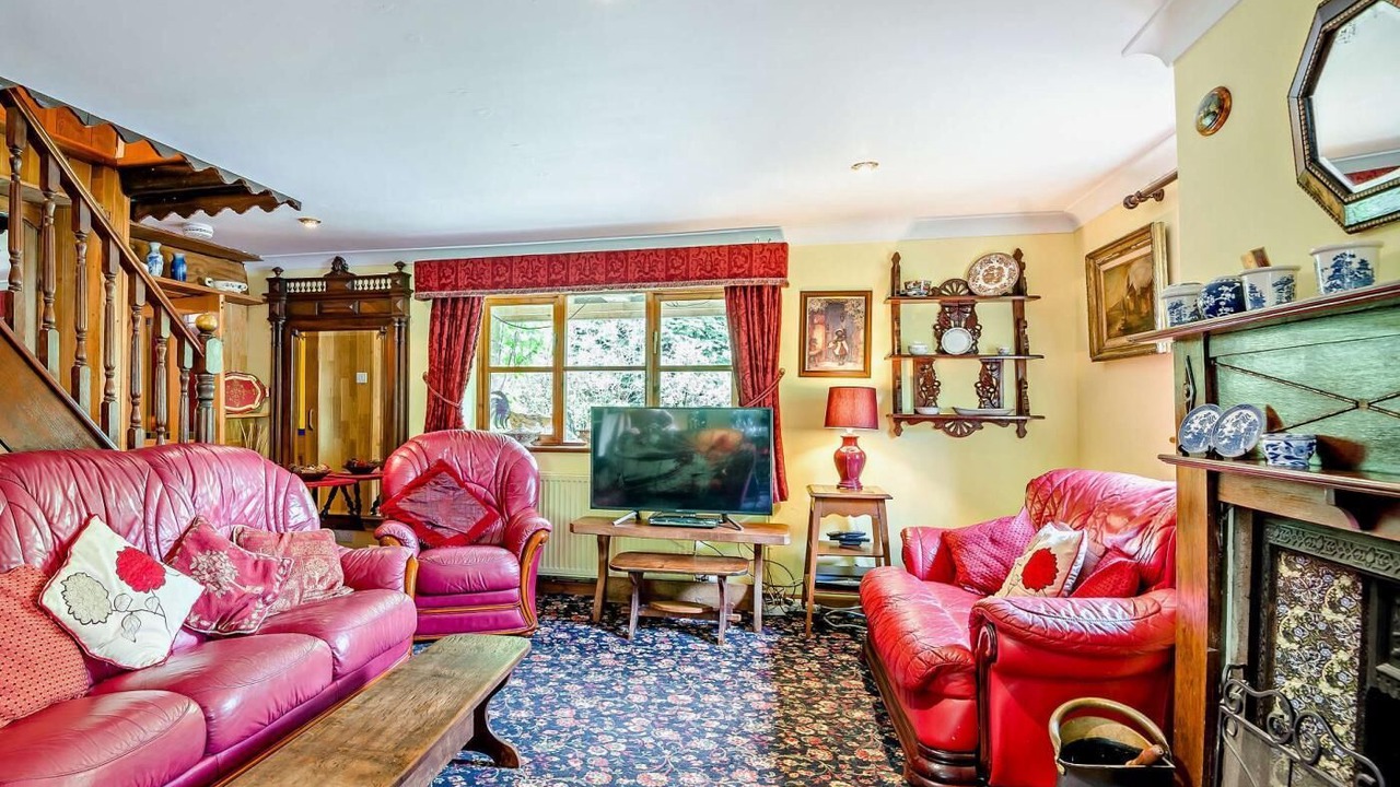 Photo of Livingroom in Lydney