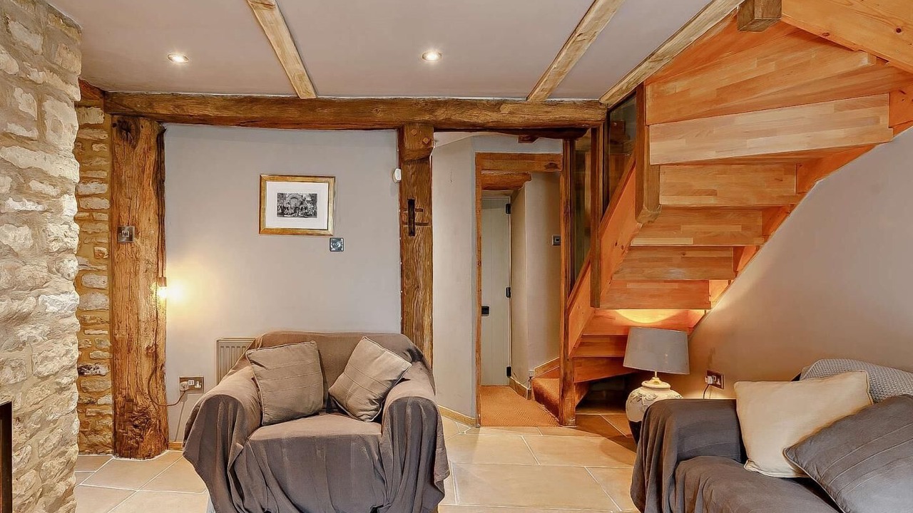 Photo of Livingroom in Longborough