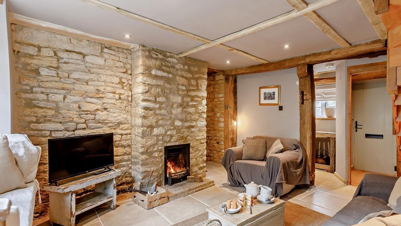 Photo of Livingroom in Longborough