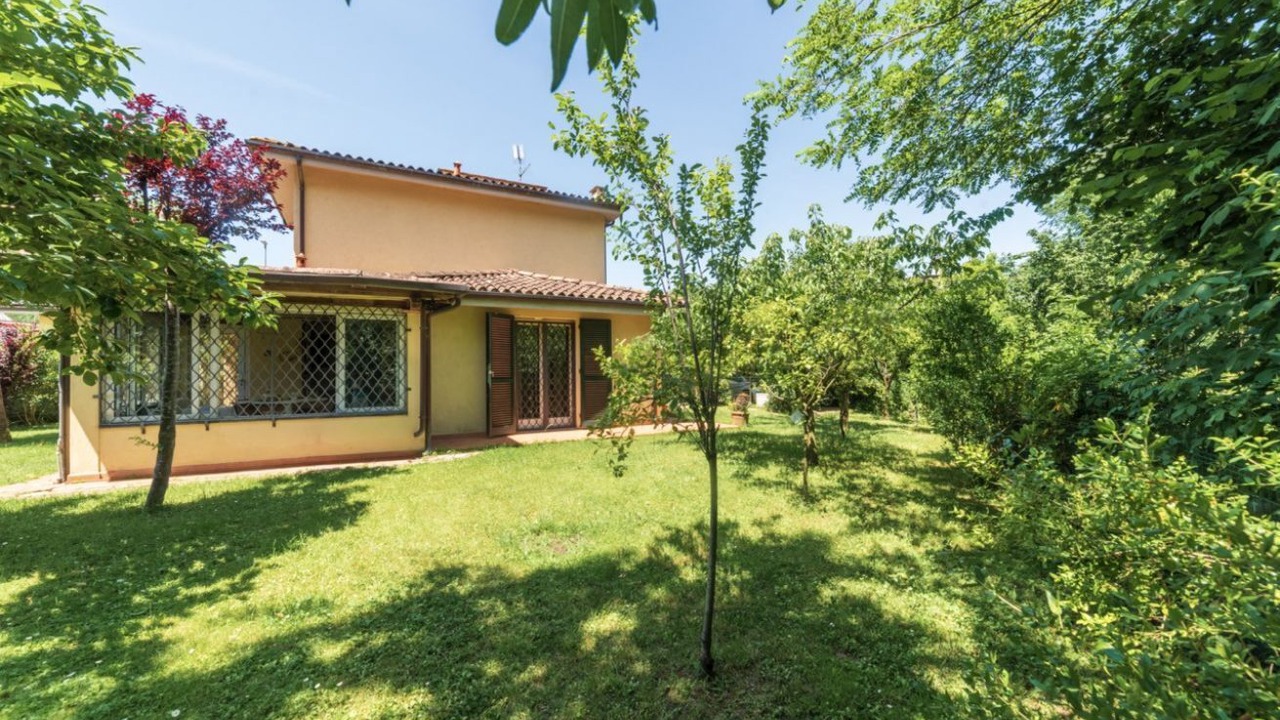 Photo of Outdoor in Massa