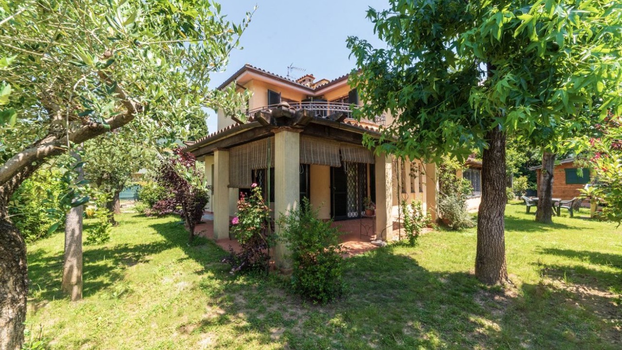 Photo of Outdoor in Massa