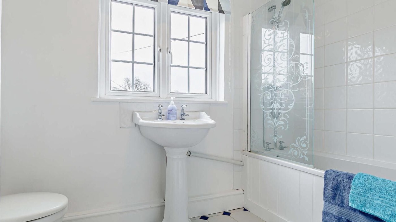 Photo of Bathroom in Chepstow