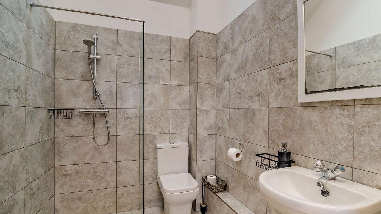 Photo of Bathroom in Stanton Drew