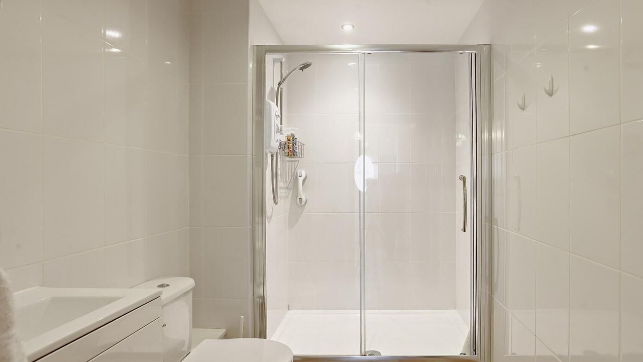 Photo of Bathroom in Lydney
