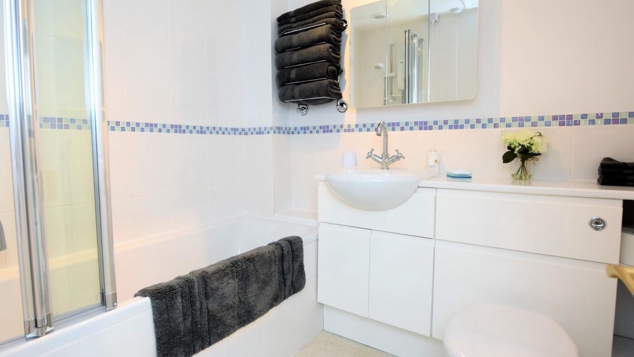 Photo of Bathroom in Whichford