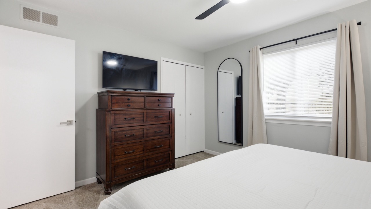 Photo of Bedroom in Lake Orion