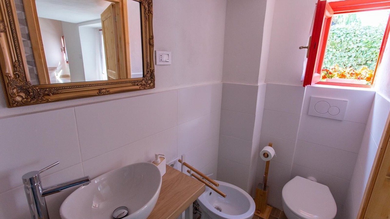Photo of Bathroom in Chiassa Superiore