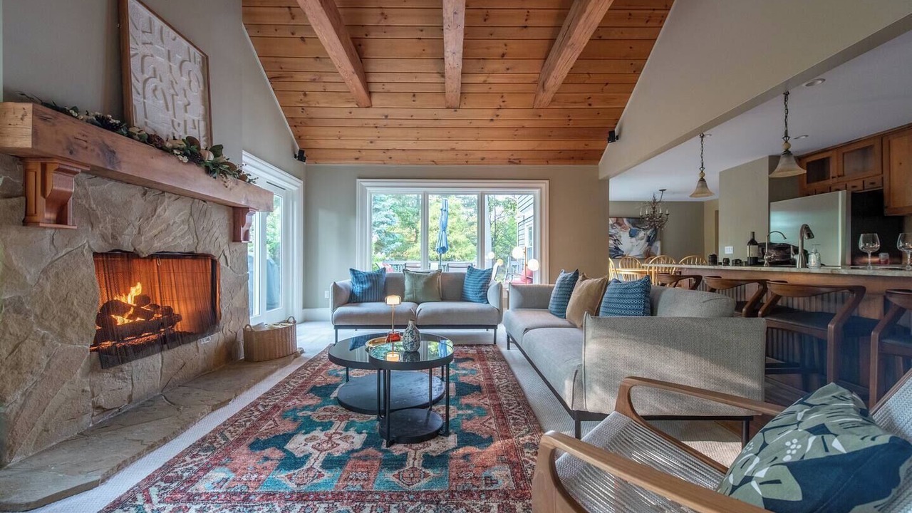 Photo of Livingroom in Ann Arbor