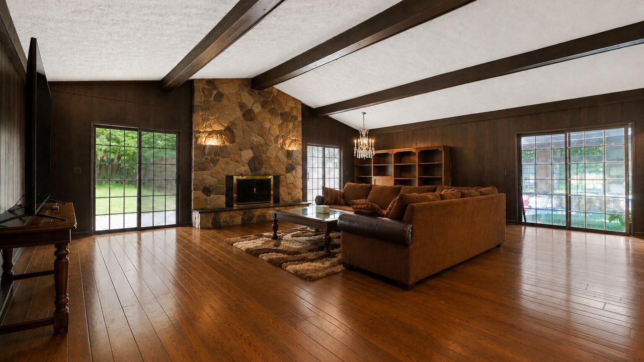 Photo of Livingroom in Farmington Hills