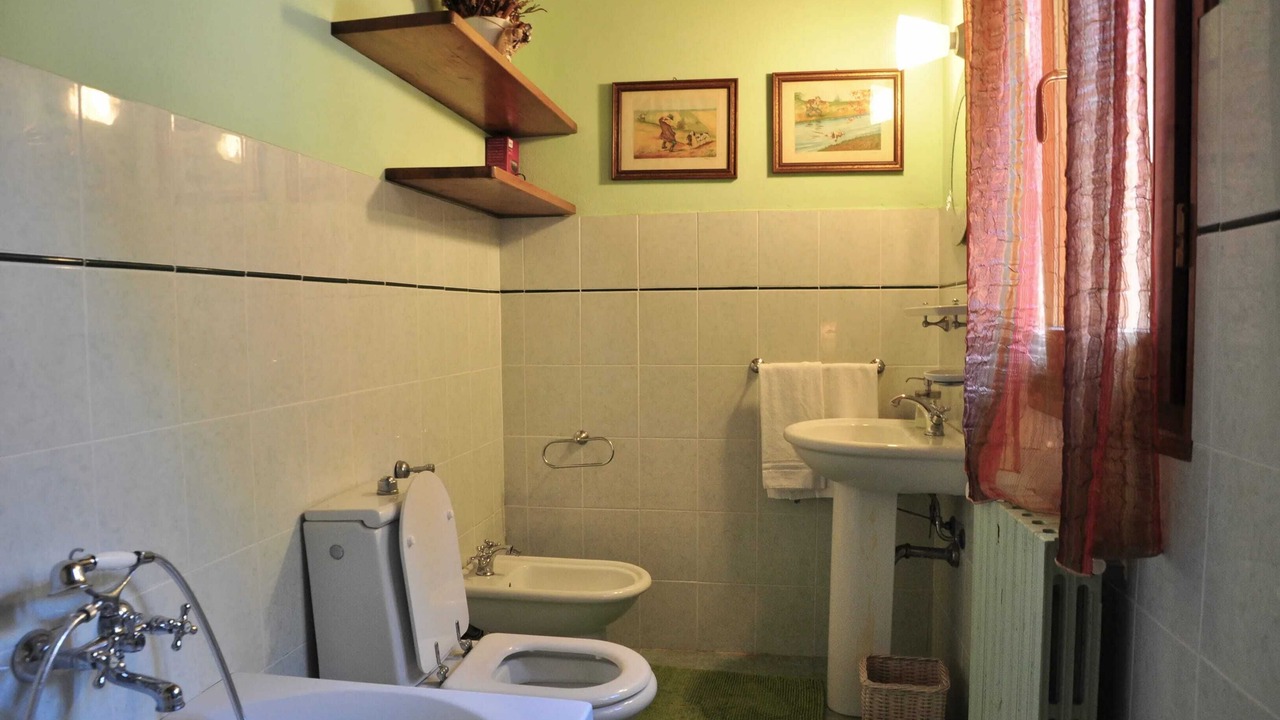Photo of Bathroom in Gattaia