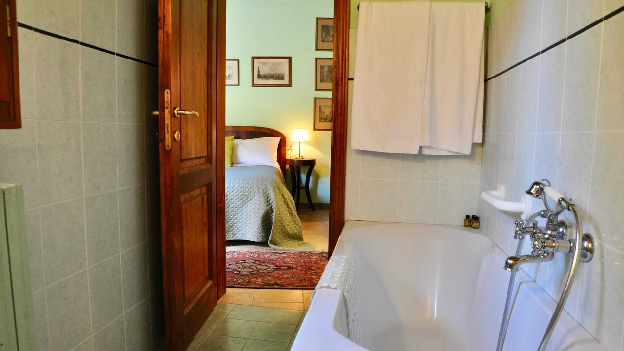 Photo of Bathroom in Gattaia