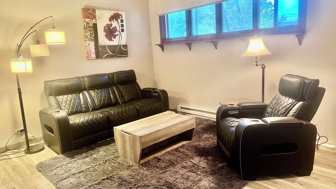 Photo of Livingroom in Hazel Green