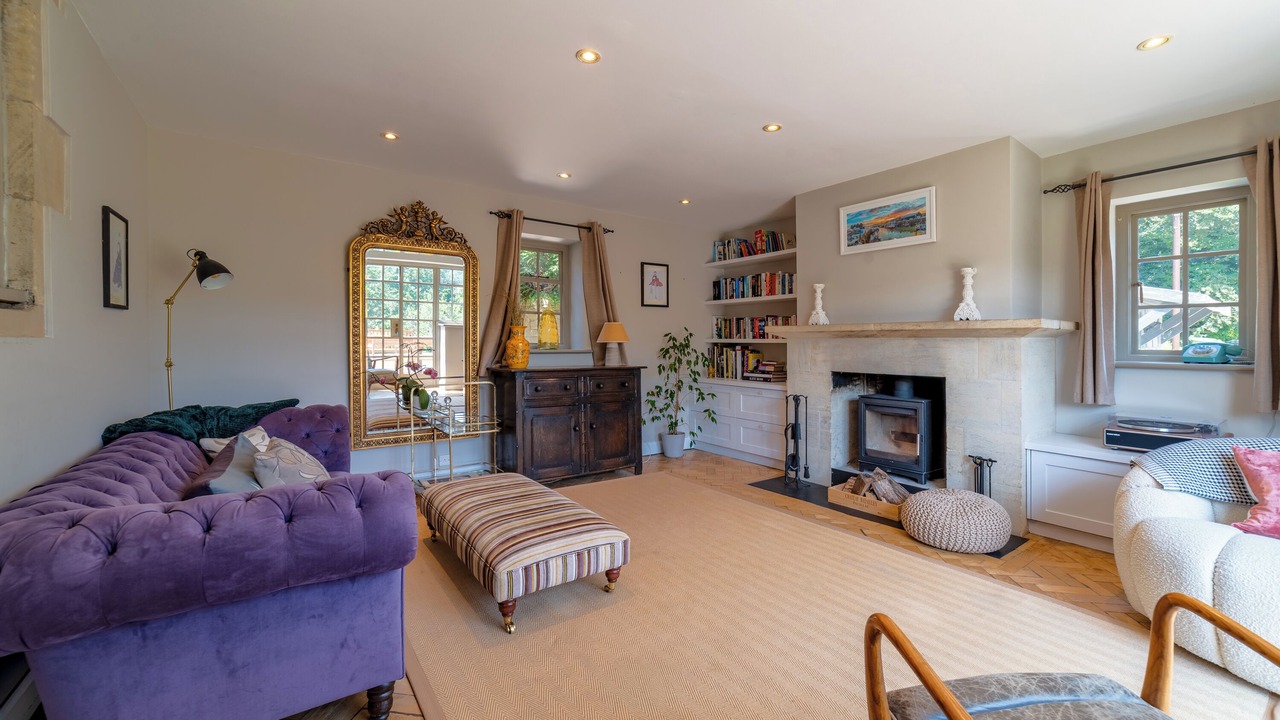 Photo of Livingroom in Claverton