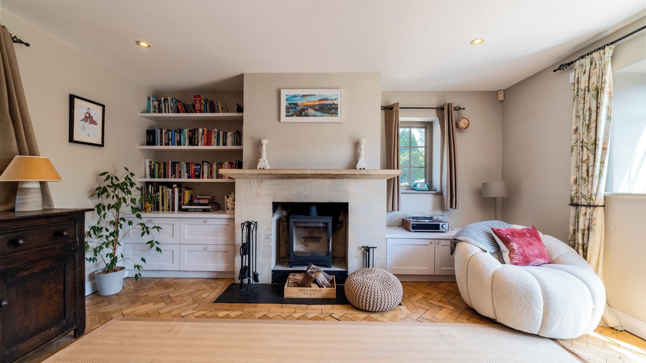 Photo of Livingroom in Claverton