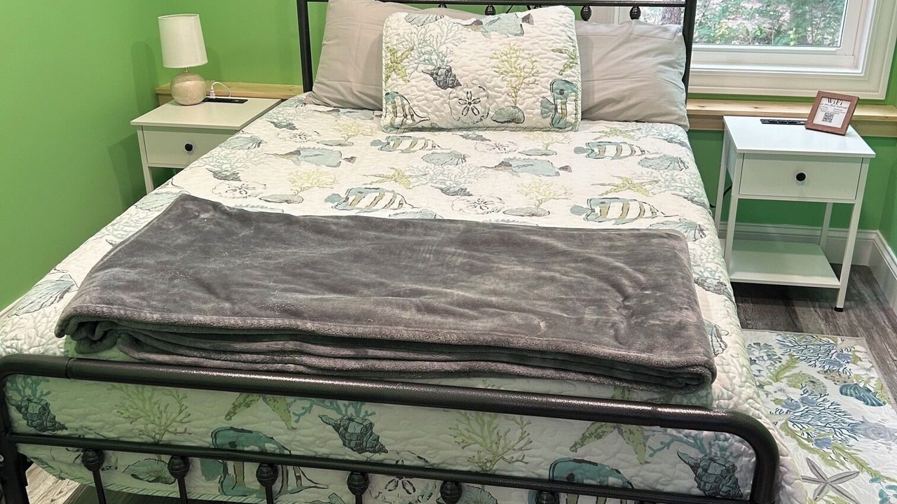 Photo of Bedroom in Caseville