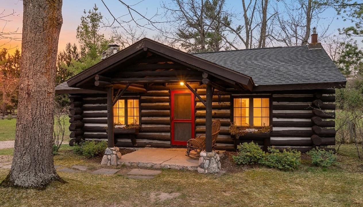 Photo of Outdoor in Forest Beach