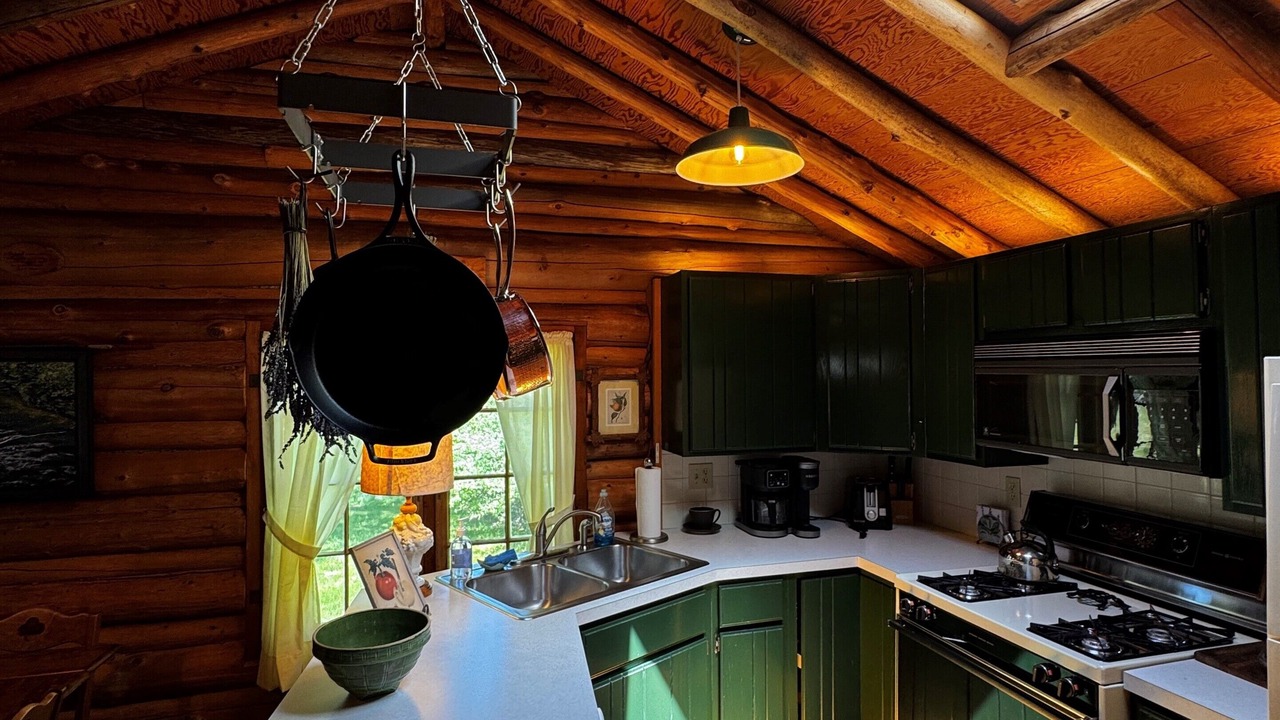Photo of Kitchen in Forest Beach