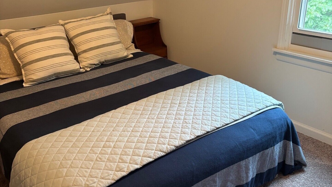 Photo of Bedroom in Town of Pines