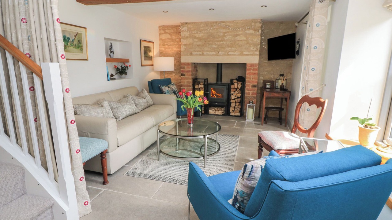 Photo of Livingroom in Ampney Crucis
